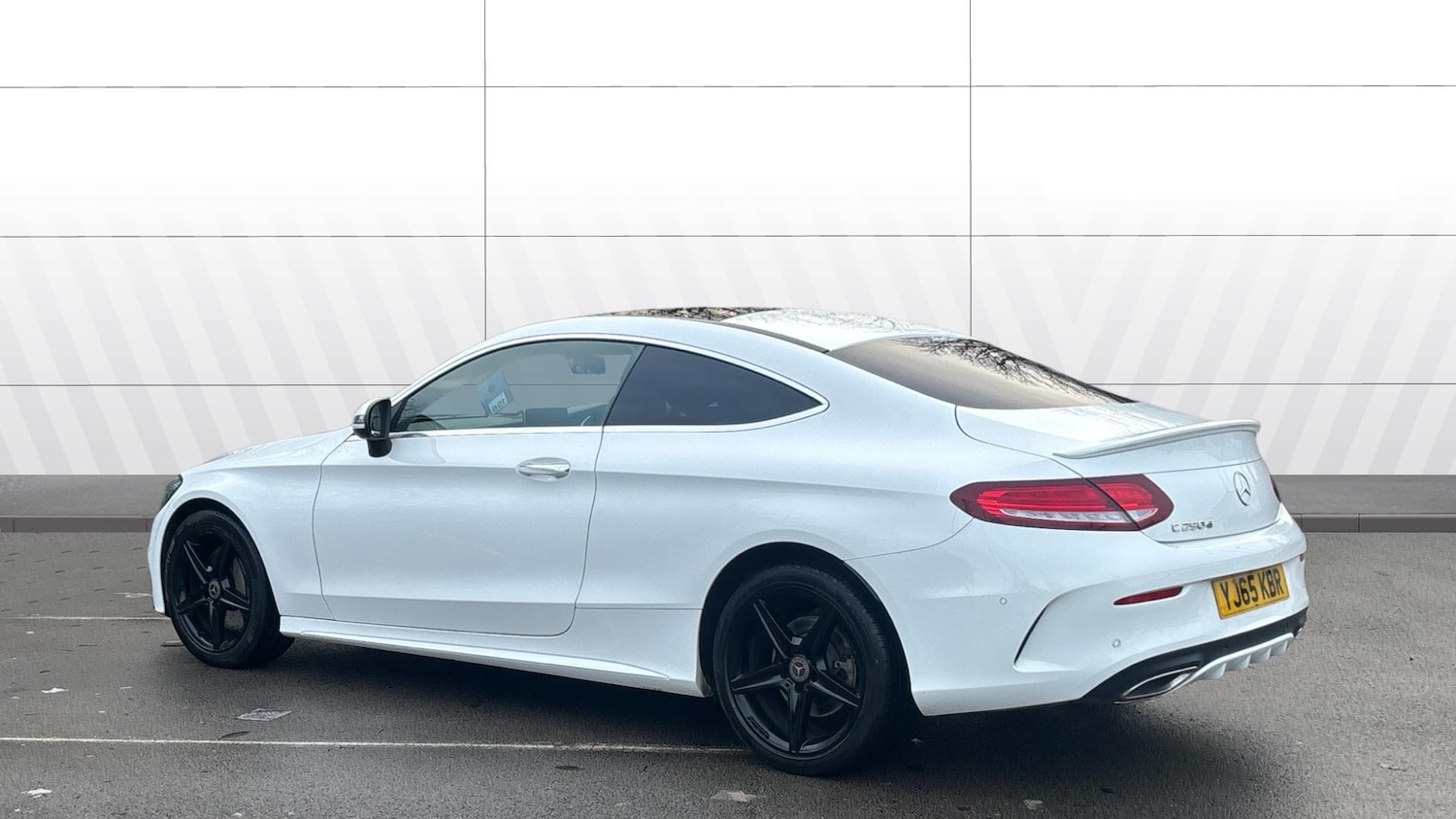 Used Mercedes-Benz C Class 2016 for sale - 77487045: Photo 2