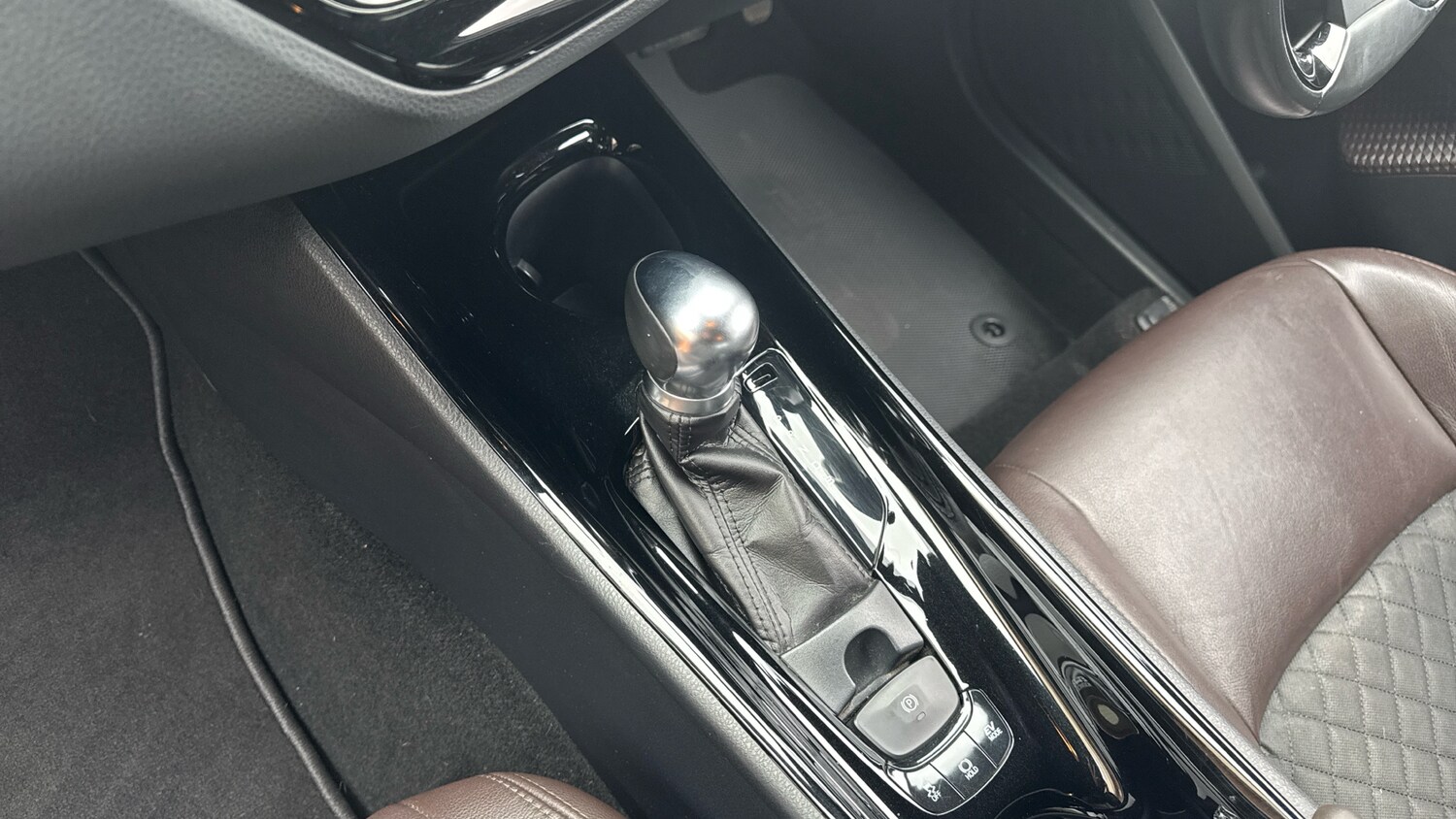 Used Toyota C-HR 2018 for sale - 78155247: Photo 13