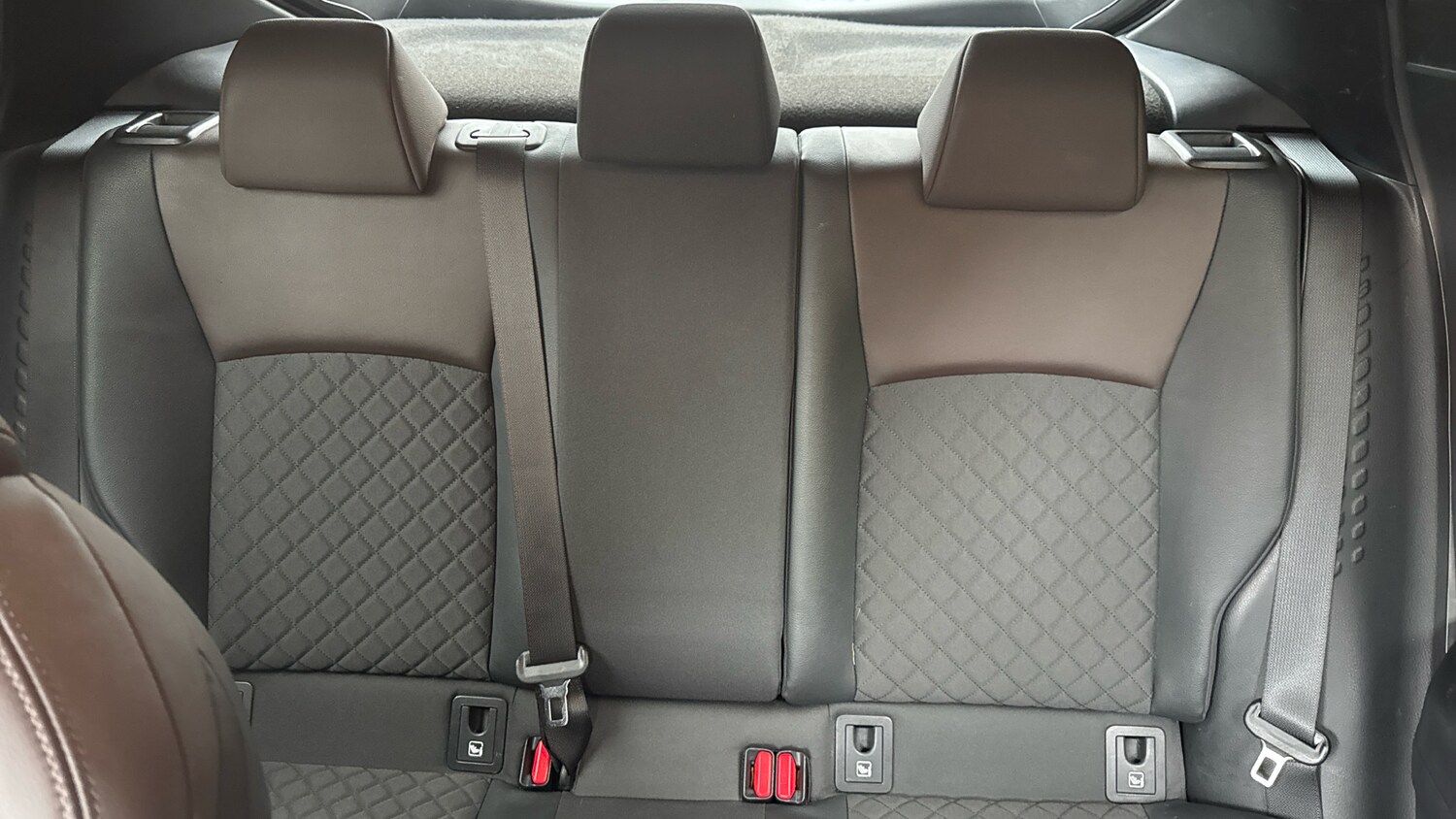 Used Toyota C-HR 2018 for sale - 78155247: Photo 15