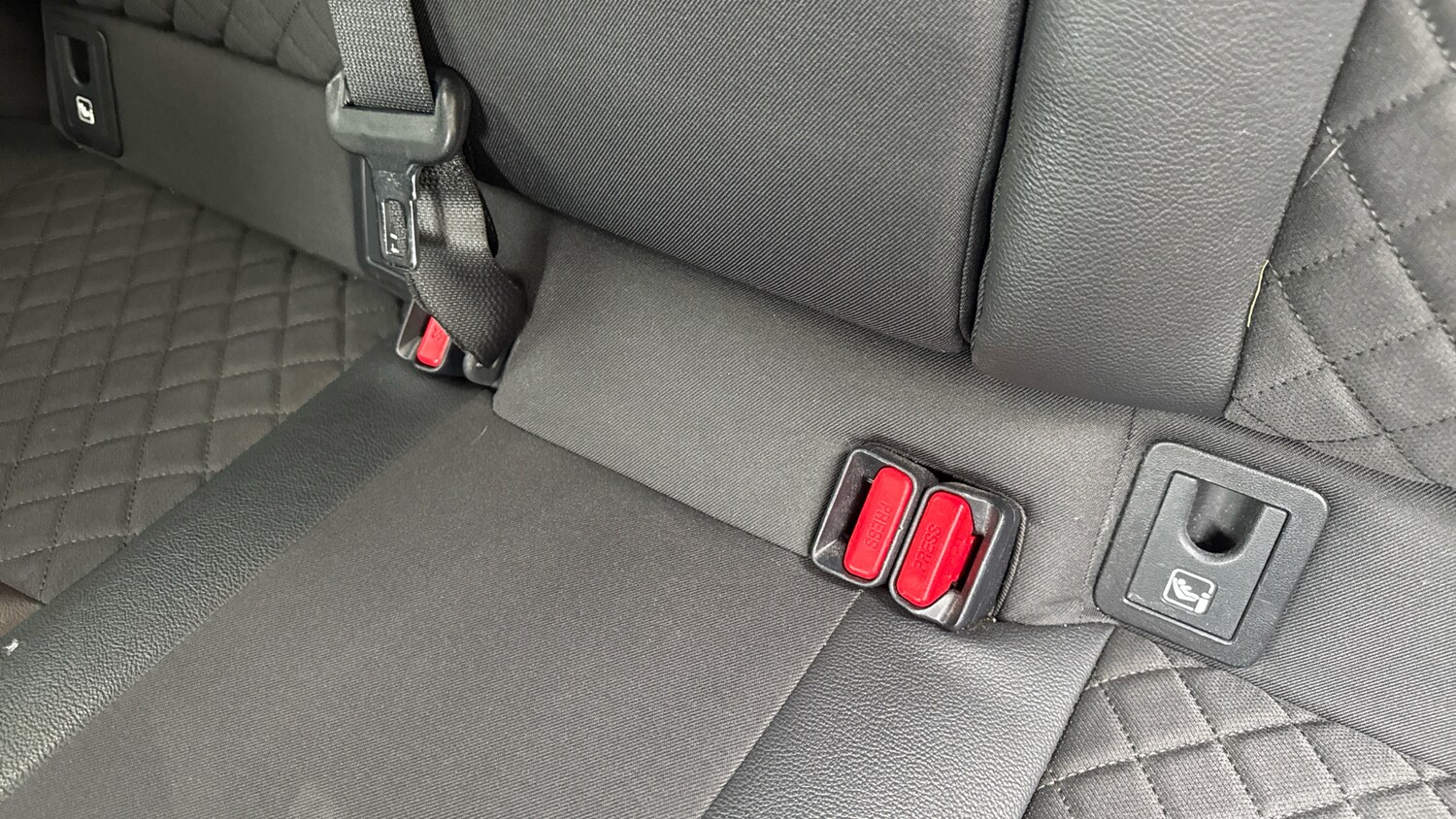 Used Toyota C-HR 2018 for sale - 78155247: Photo 17