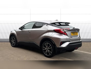 Used Toyota C-HR 2018 for sale - 78155247: Photo
