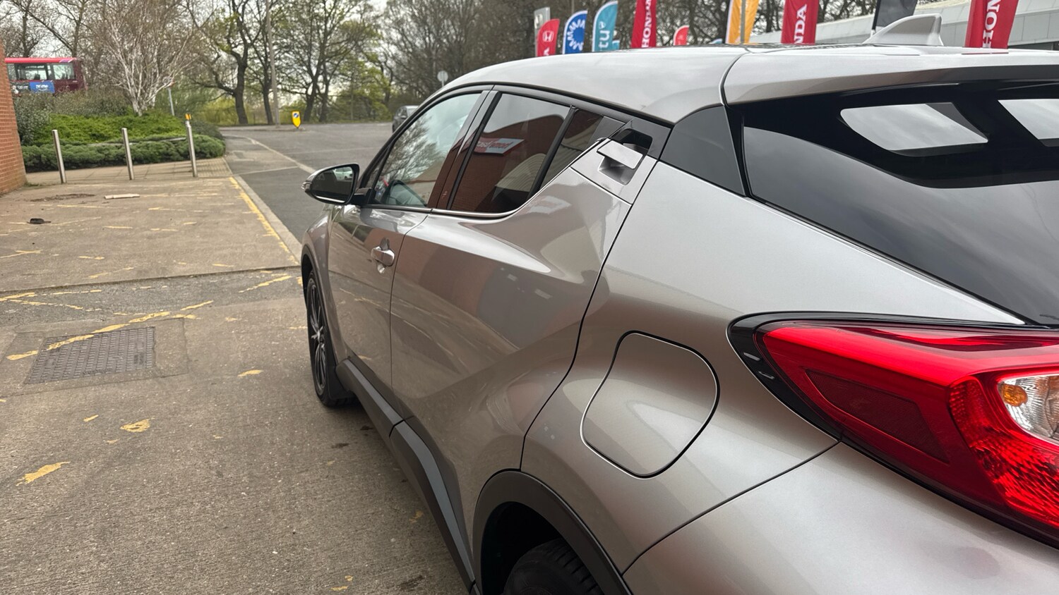 Used Toyota C-HR 2018 for sale - 78155247: Photo 42