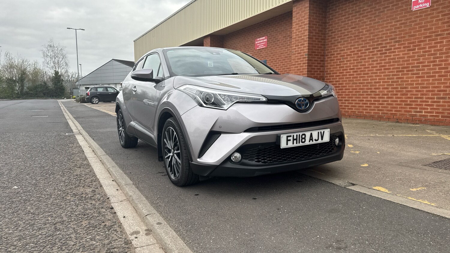 Used Toyota C-HR 2018 for sale - 78155247: Photo 46