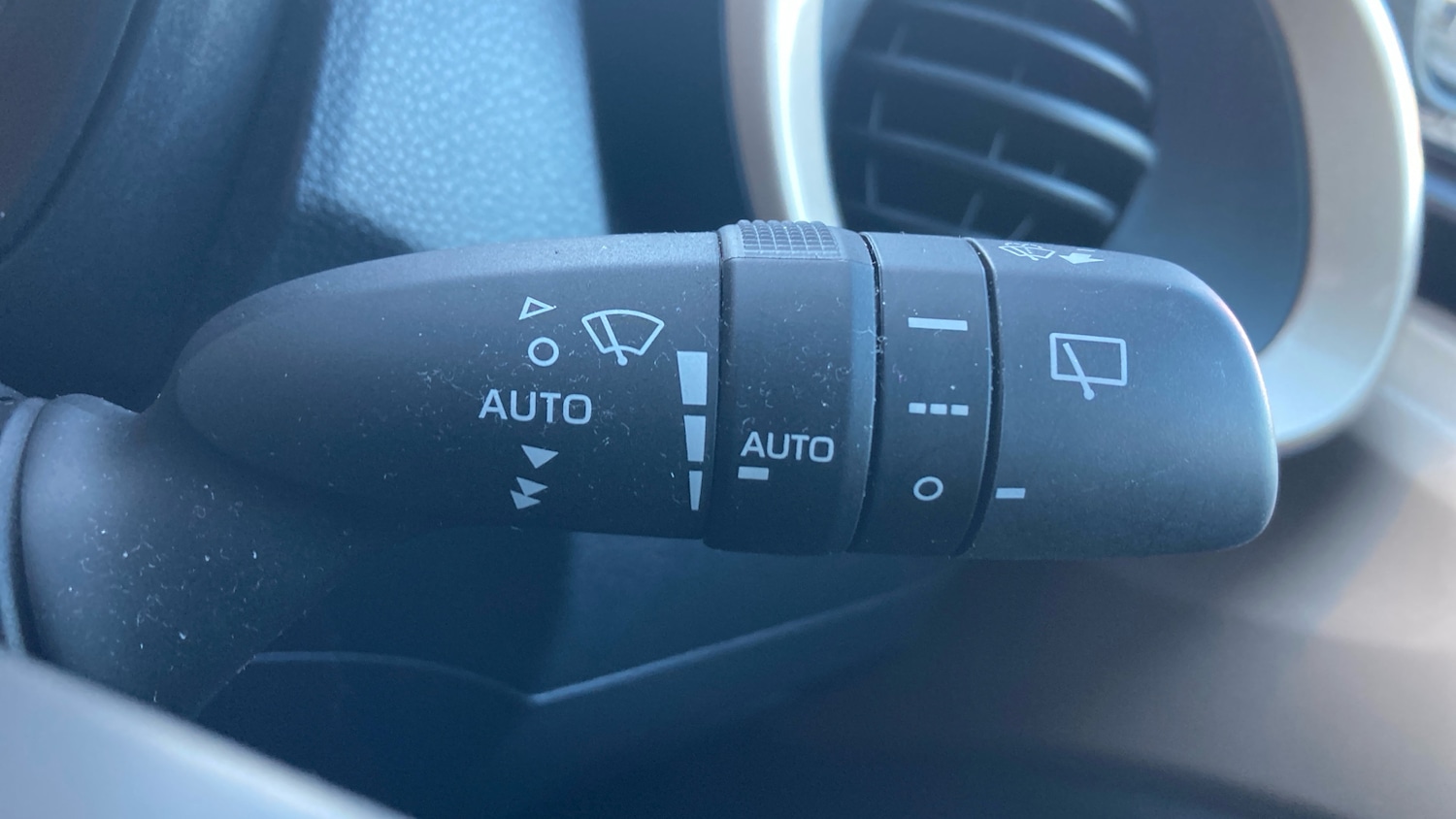 Used Toyota Aygo X 2022 for sale - 77137512: Photo 30