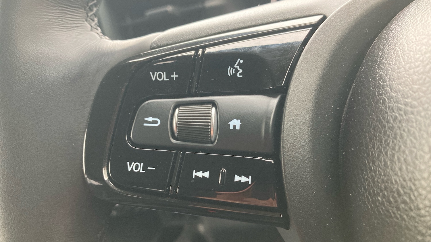 Used Honda HR-V 2025 for sale - 78093335: Photo 31