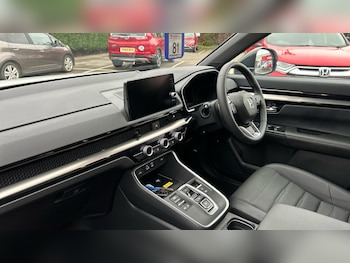 Used Honda CR-V 2025 for sale - 76252562: Photo