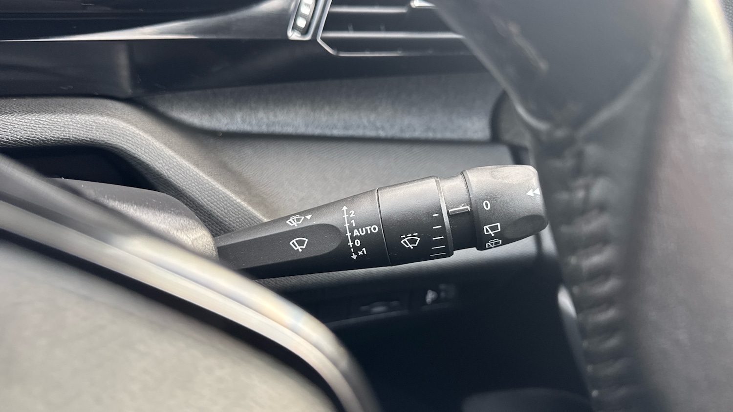 Used Peugeot 308 2022 for sale - 77062058: Photo 23