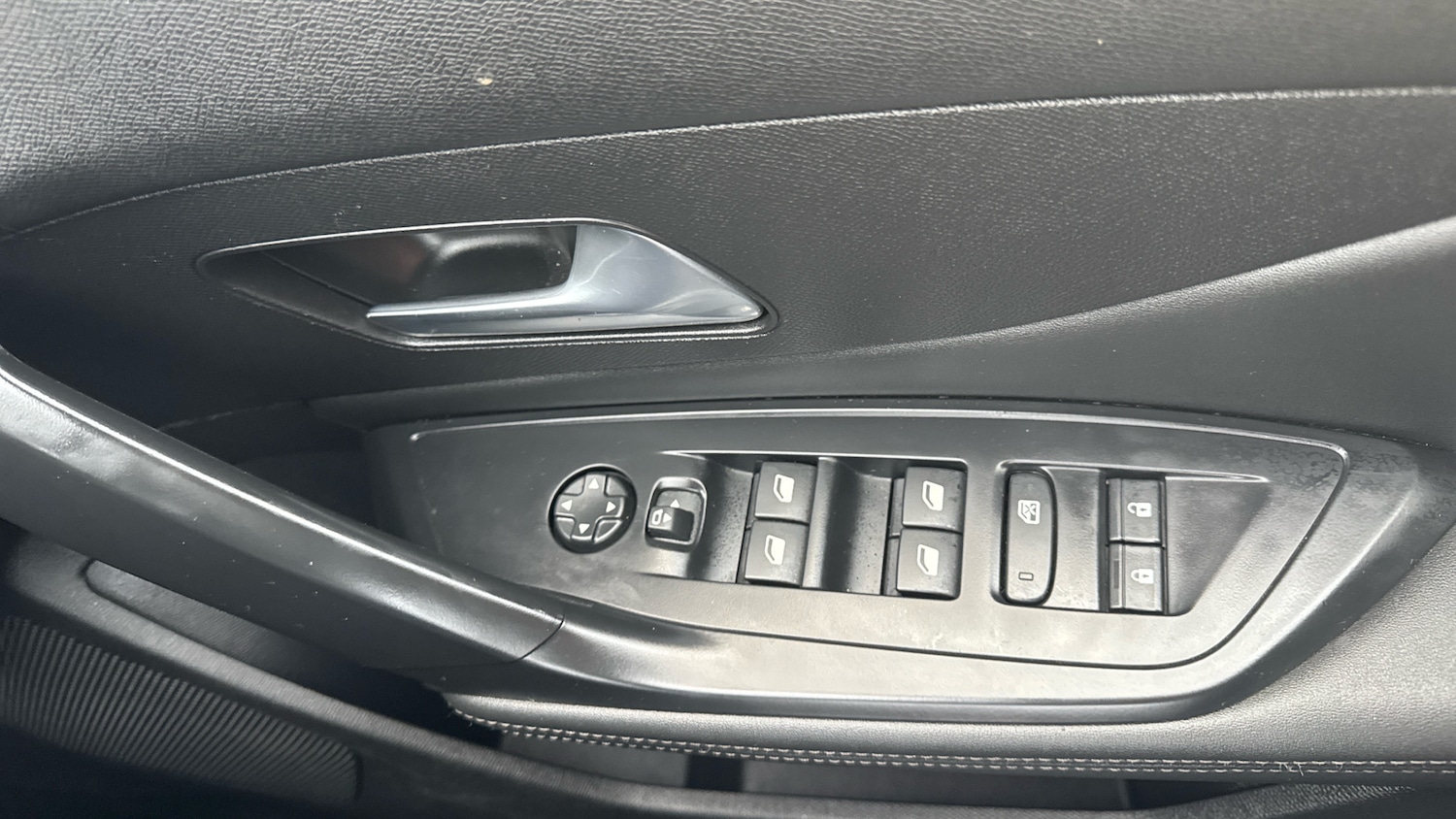 Used Peugeot 308 2022 for sale - 77062058: Photo 24