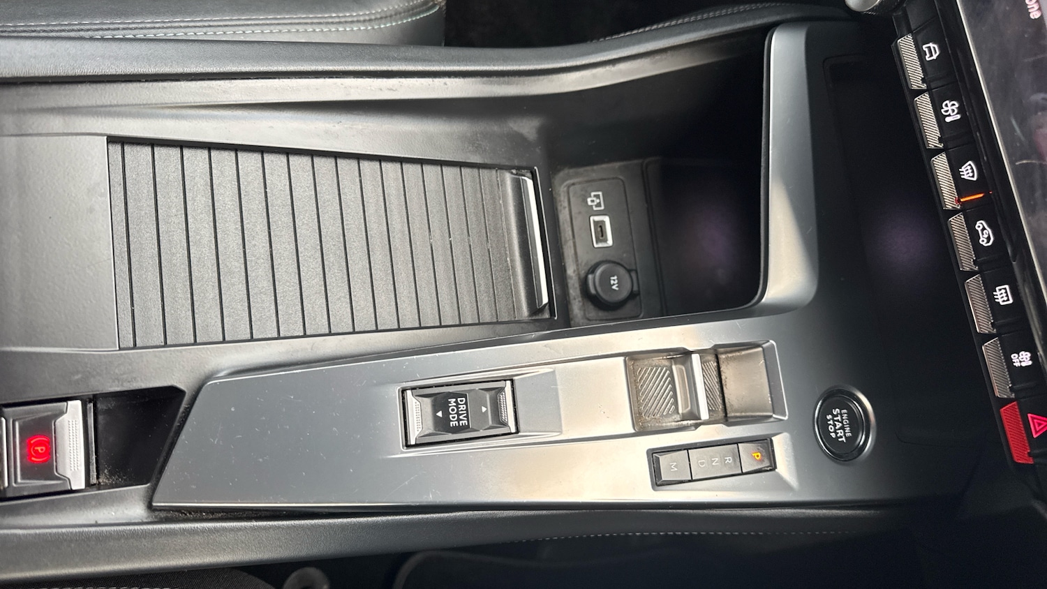 Used Peugeot 308 2022 for sale - 77062058: Photo 27