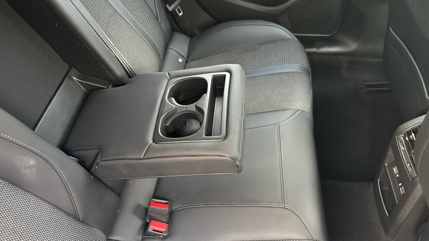 Used Peugeot 308 2022 for sale - 77062058: Photo 39