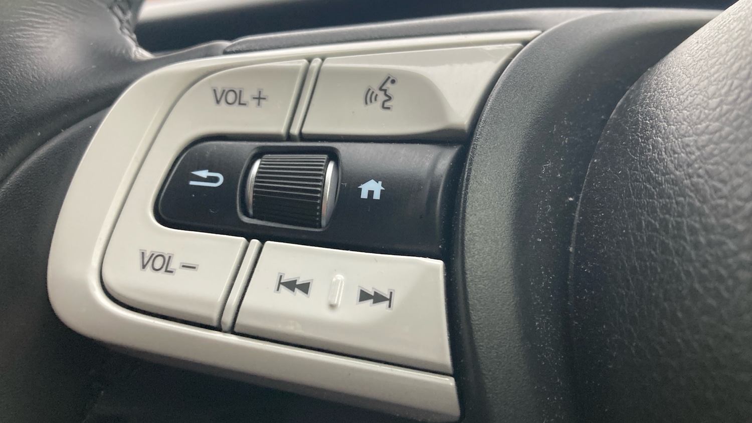 Used Honda Jazz 2024 for sale - 76983876: Photo 28