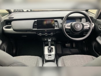 Used Honda Jazz 2024 for sale - 76983876: Photo