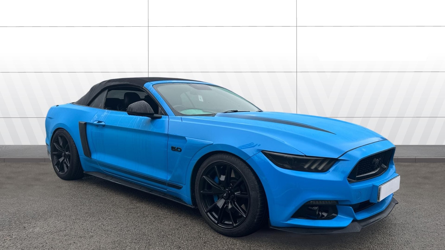 Used Ford Mustang 2018 for sale - 77179924: Photo 1