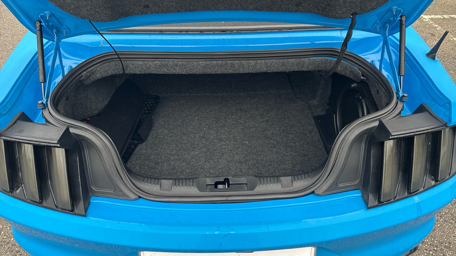 Used Ford Mustang 2018 for sale - 77179924: Photo 4