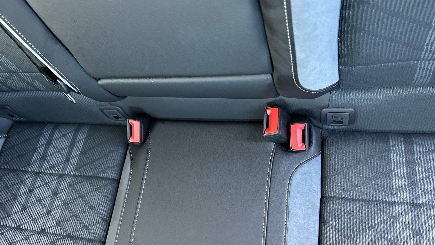 Used Volkswagen T-Roc 2025 for sale - 76863720: Photo 17