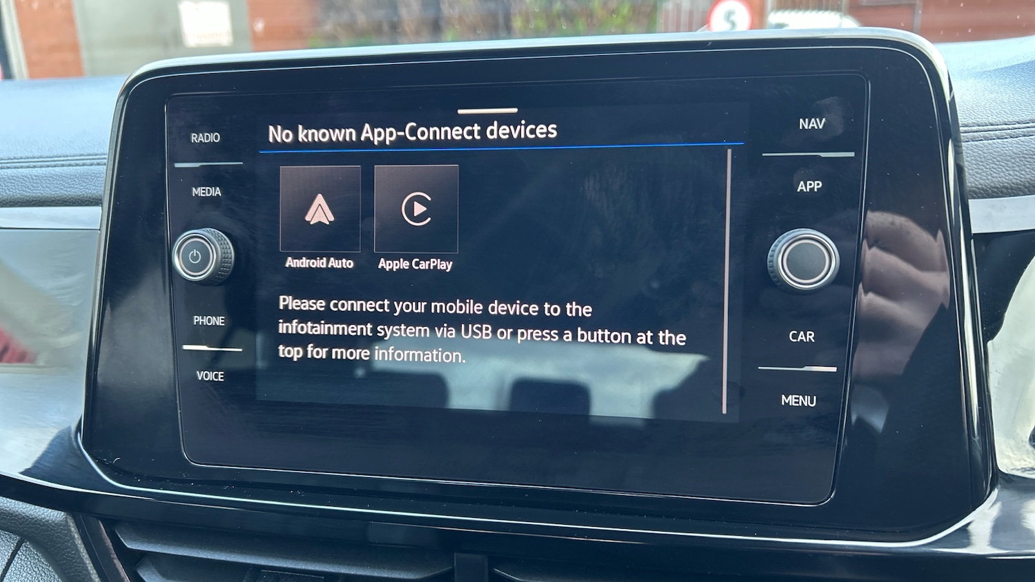 Used Volkswagen T-Roc 2025 for sale - 76863720: Photo 23