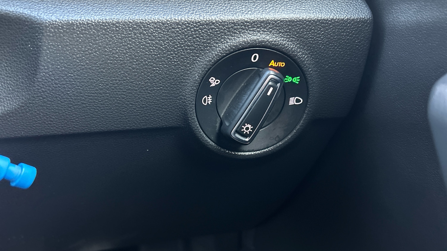 Used Volkswagen T-Roc 2025 for sale - 76863720: Photo 32