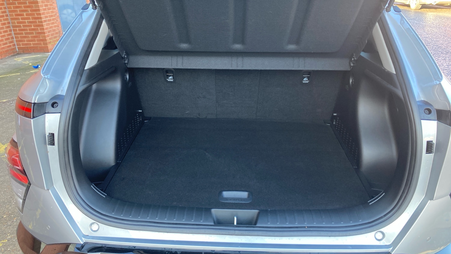 Used Hyundai KONA 2024 for sale - 77151915: Photo 4