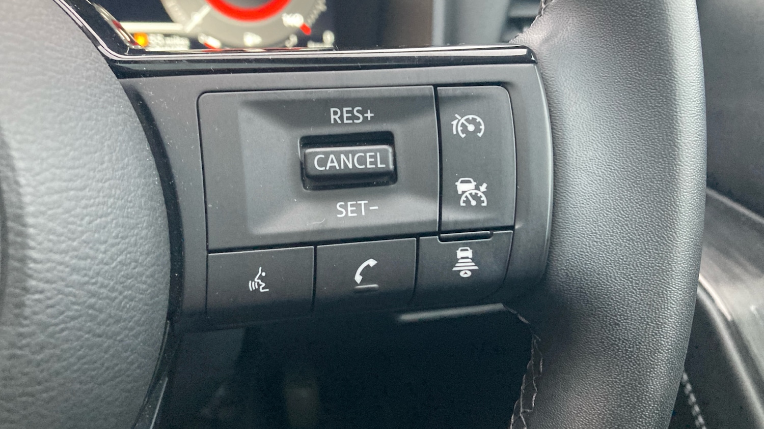 Used Nissan Qashqai 2024 for sale - 77167896: Photo 32