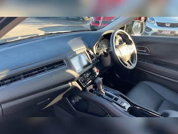 Used Honda HR-V 2019 for sale - 76696874: Photo