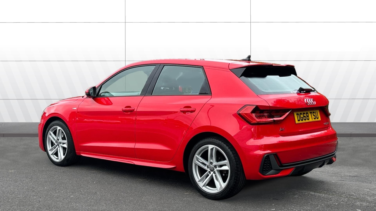 Used Audi A1 2019 for sale - 76209226: Photo 2