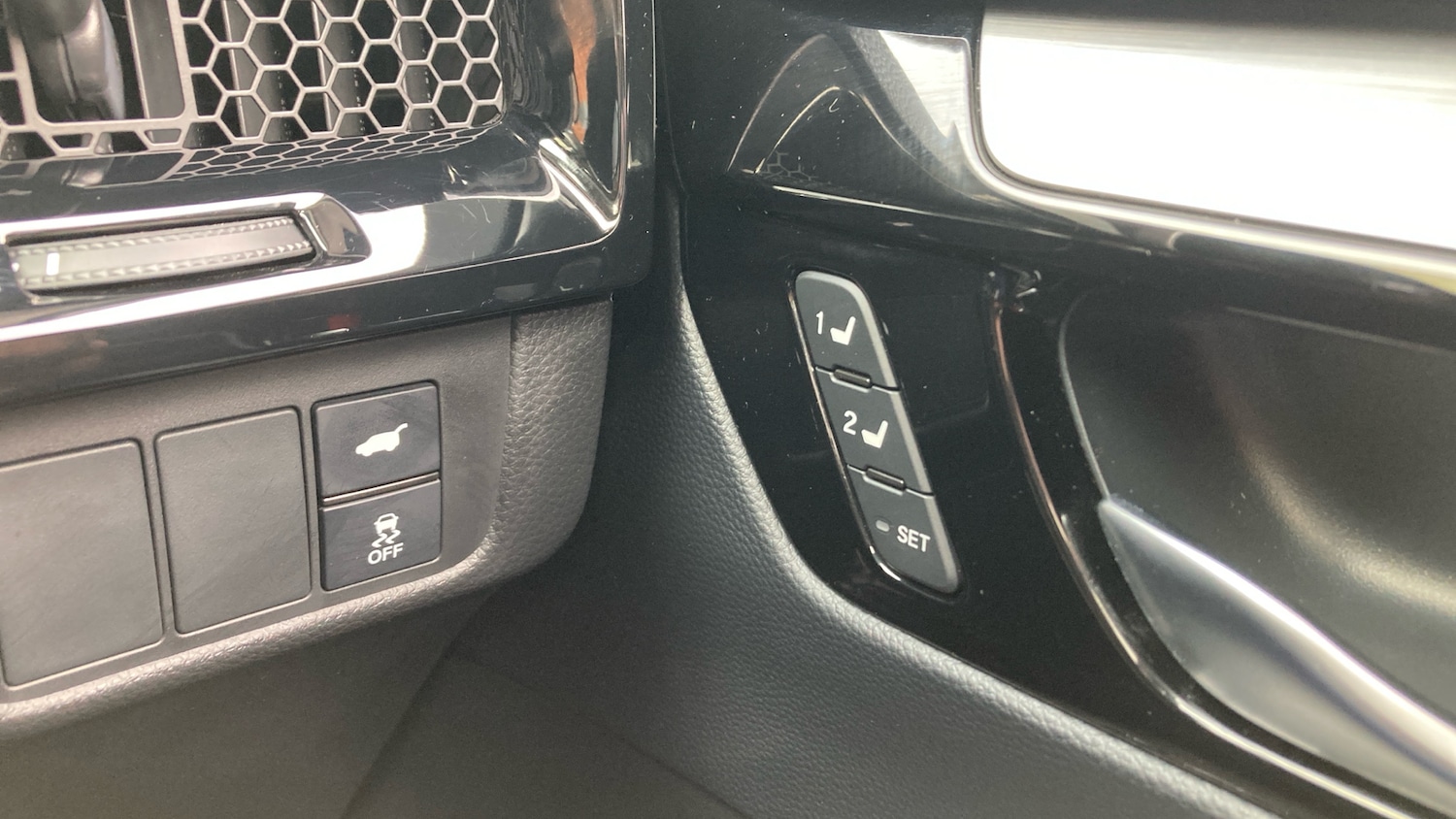 Used Honda CR-V 2024 for sale - 76117350: Photo 17