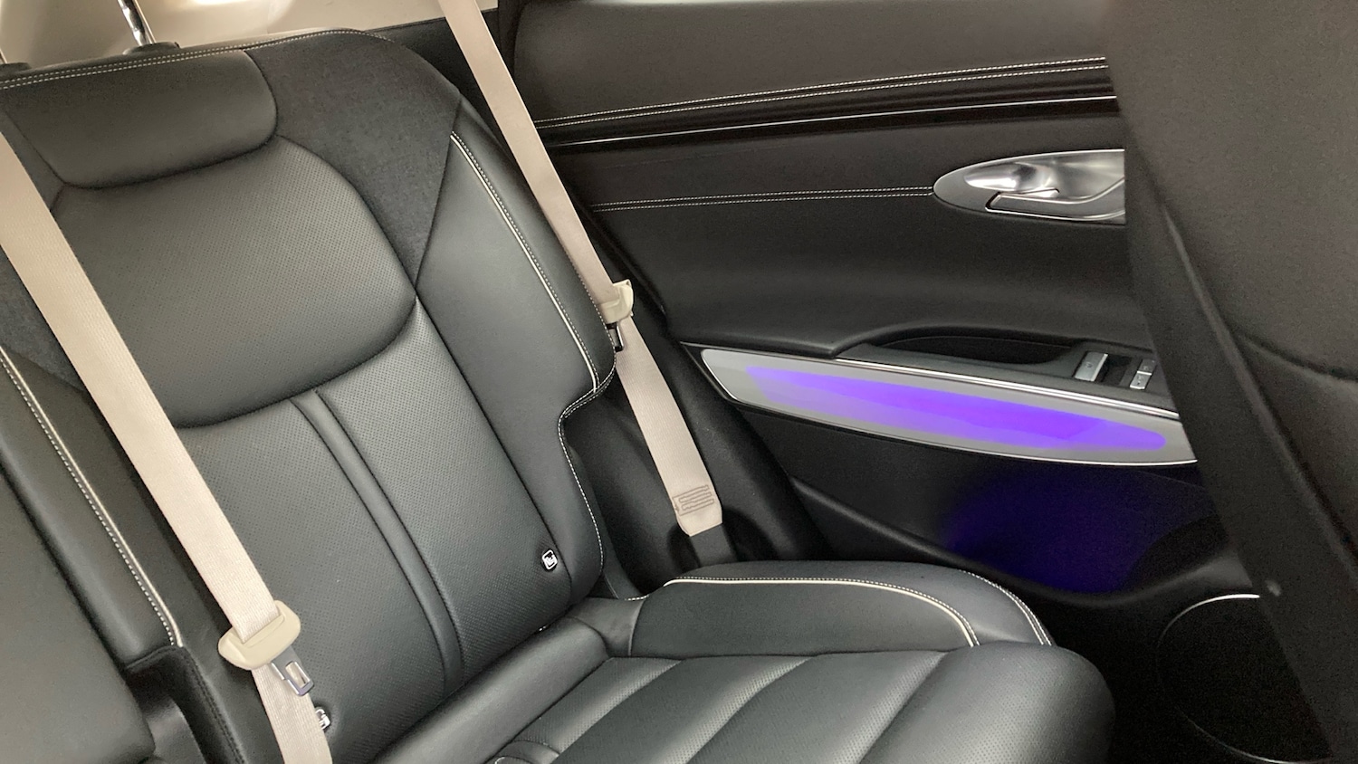 Used Genesis GV70 2023 for sale - 77650146: Photo 30