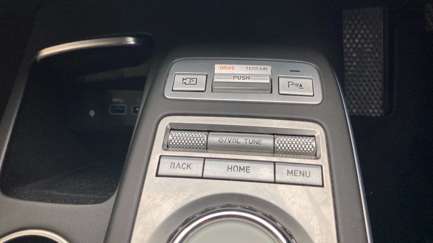 Used Genesis GV70 2023 for sale - 77650146: Photo 31