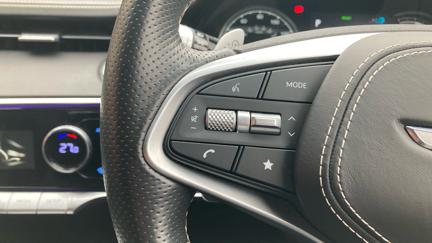 Used Genesis GV70 2023 for sale - 77650146: Photo 40