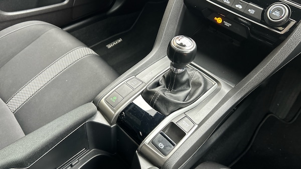 Used Honda Civic 2019 for sale - 76181277: Photo 18