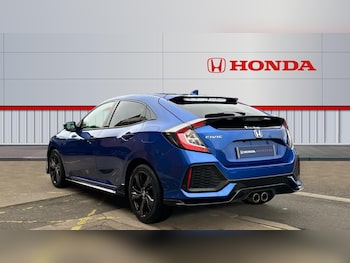 Used Honda Civic 2019 for sale - 76181277: Photo 3