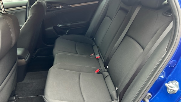 Used Honda Civic 2019 for sale - 76181277: Photo 8