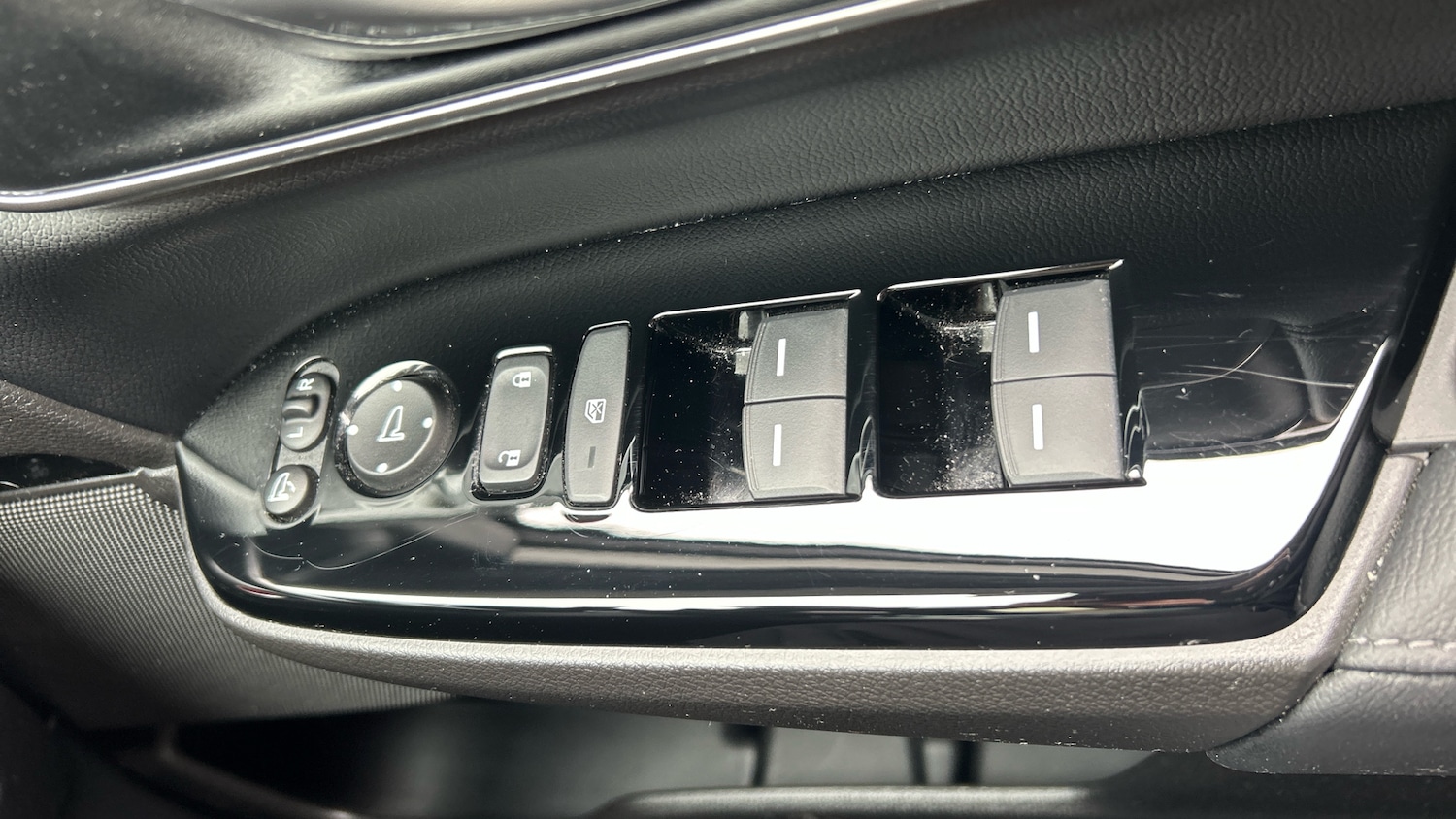 Used Honda CR-V 2023 for sale - 76181281: Photo 25
