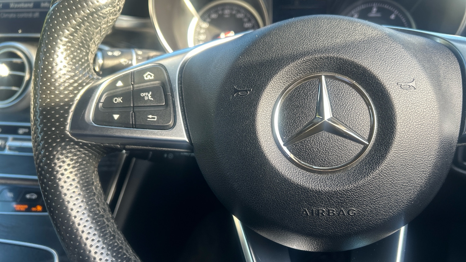 Used Mercedes-Benz C Class 2017 for sale - 78078778: Photo 28