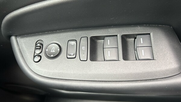 Used Honda Jazz 2020 for sale - 76117346: Photo 25