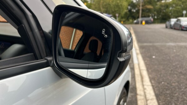 Used Honda Jazz 2020 for sale - 76117346: Photo 29