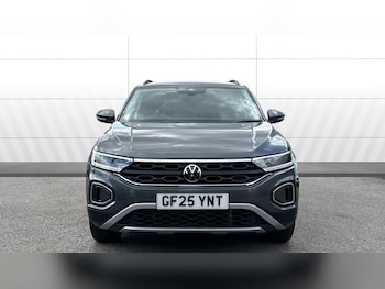 Used Volkswagen T-Roc 2025 for sale - 79295825: Photo