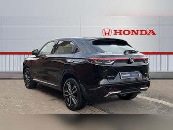 Used Honda HR-V 2022 for sale - 77616100: Photo