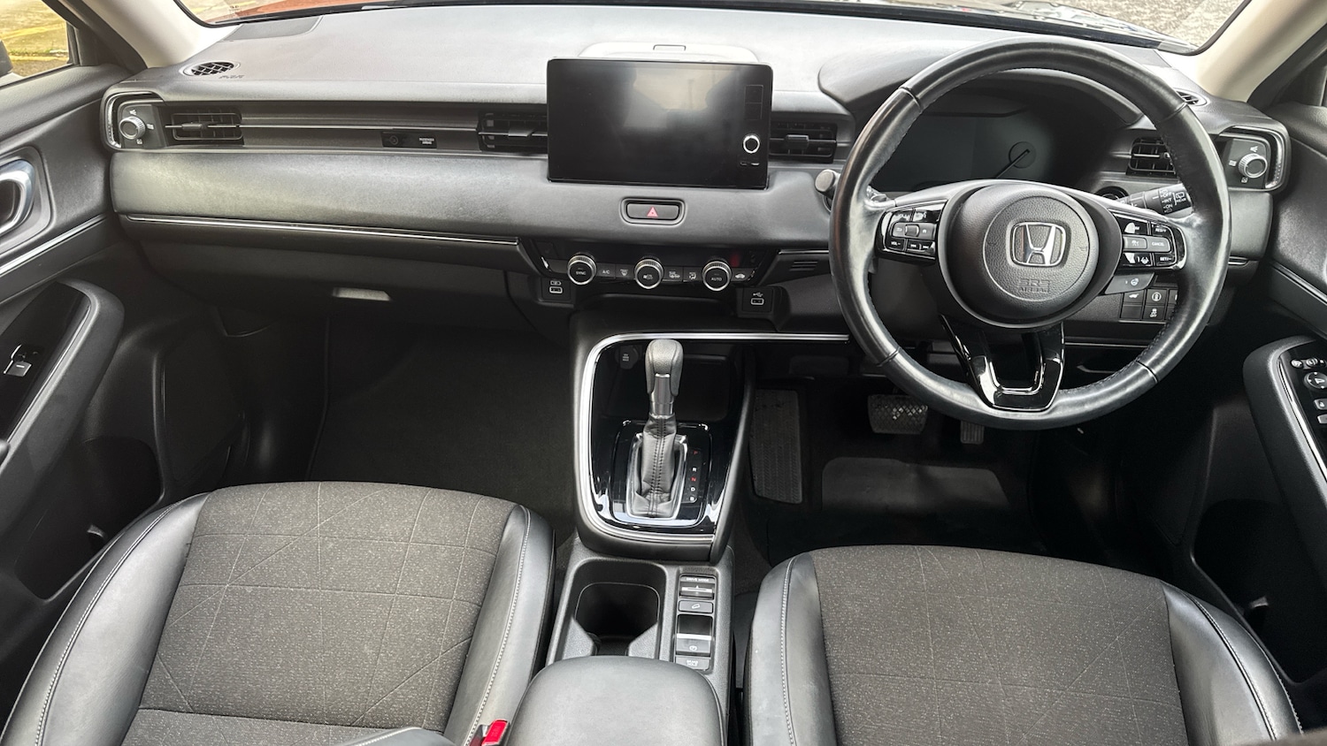 Used Honda HR-V 2022 for sale - 77616100: Photo 4