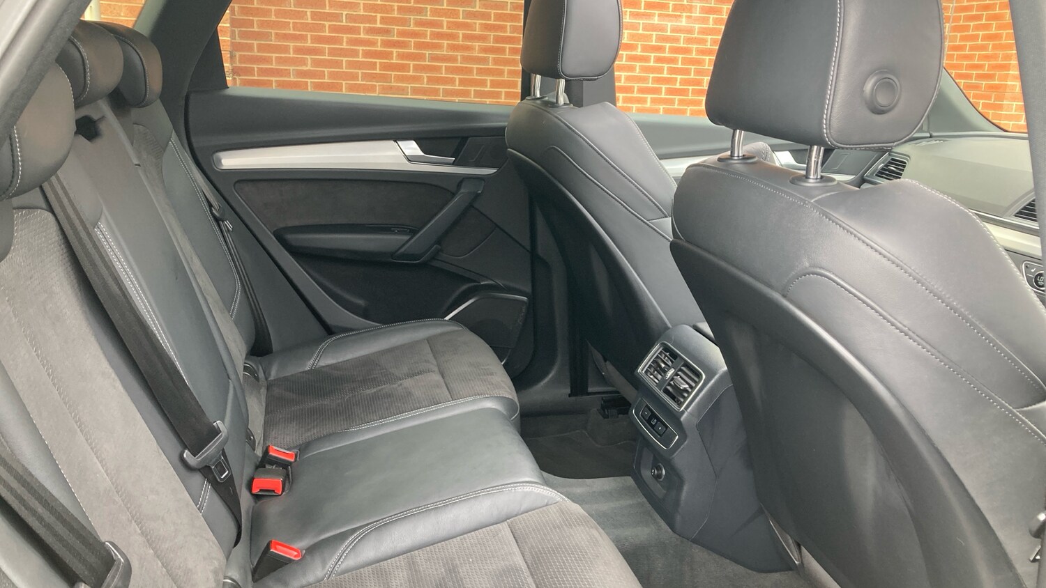 Used Audi Q5 2019 for sale - 78155237: Photo 16