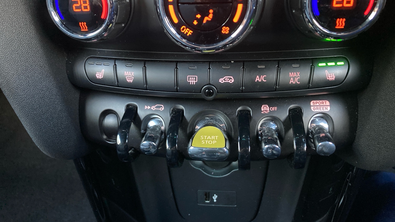 Used MINI Hatch 2021 for sale - 77210904: Photo 30