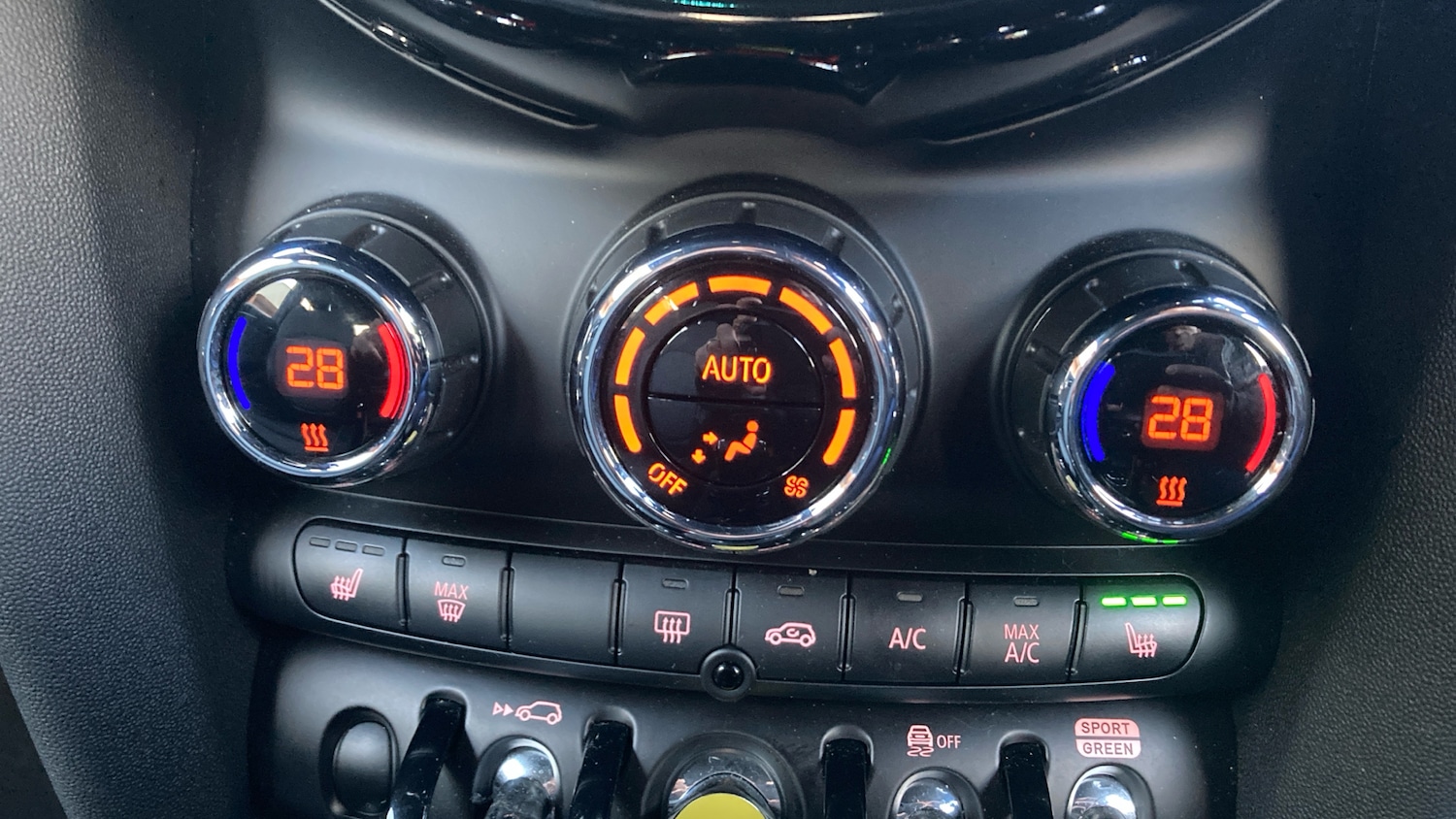 Used MINI Hatch 2021 for sale - 77210904: Photo 31