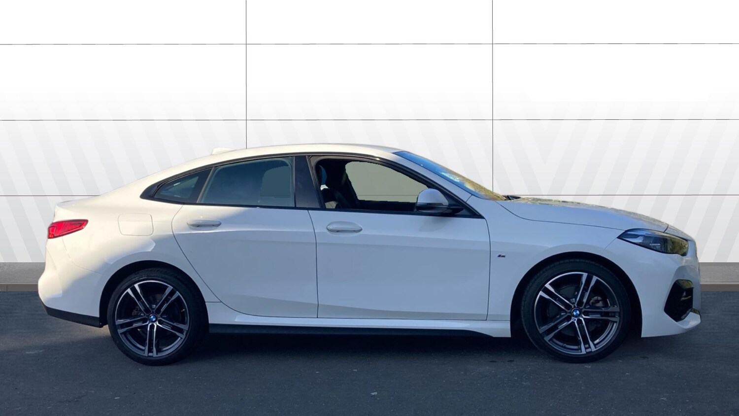 Used BMW 2 Series 2024 for sale - 77932513: Photo 5