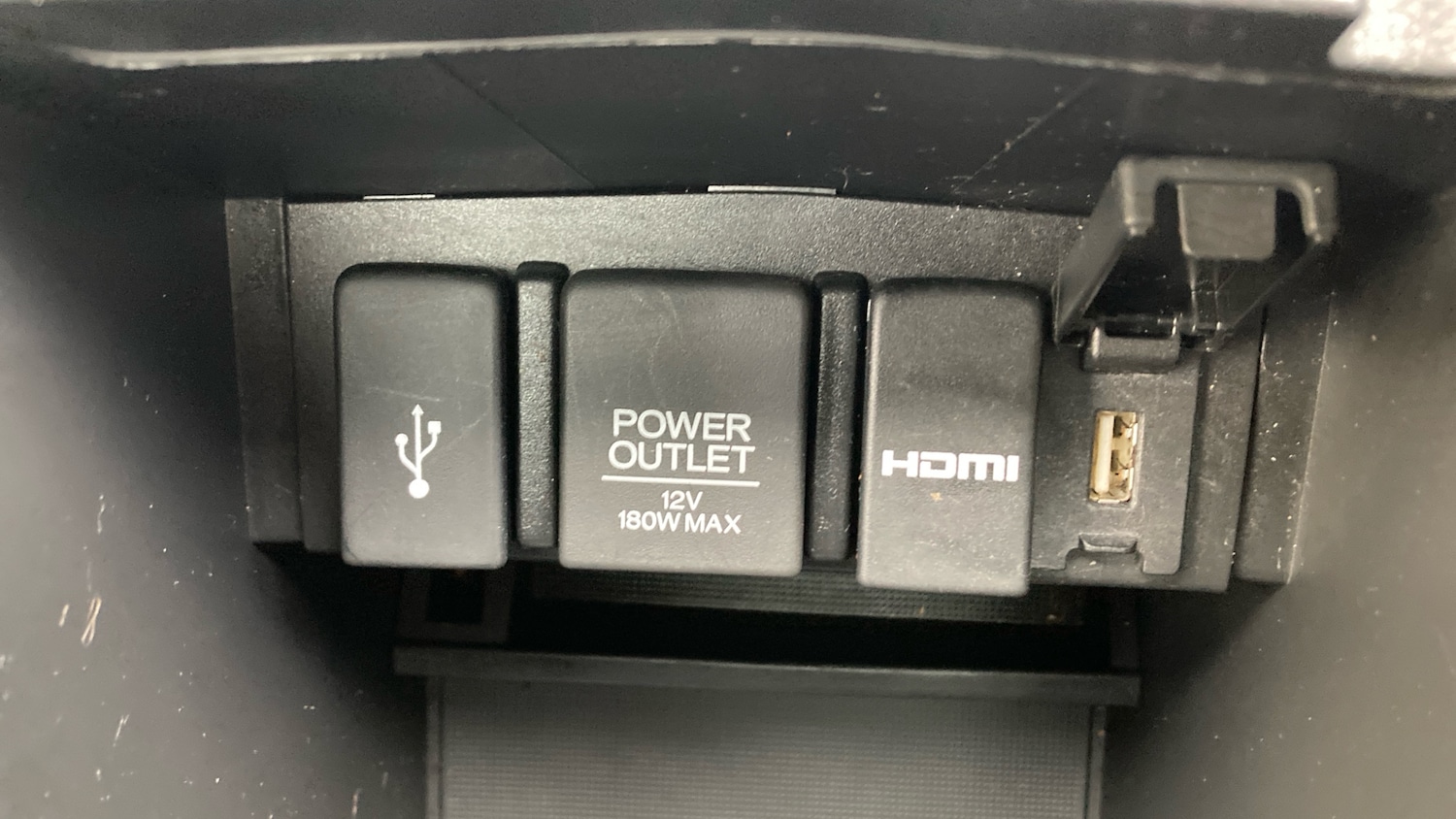 Used Honda Civic 2017 for sale - 77901470: Photo 38