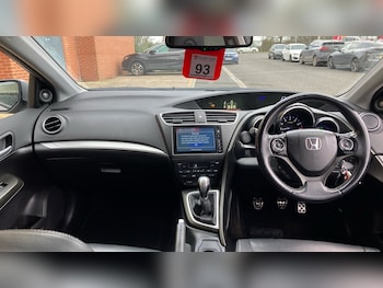 Used Honda Civic 2017 for sale - 77901470: Photo