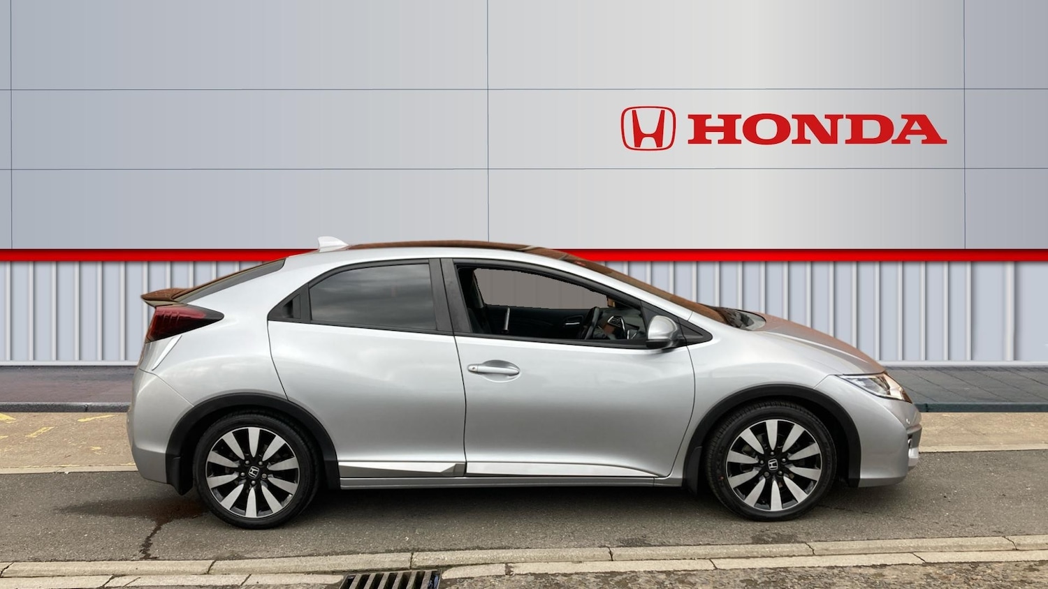 Used Honda Civic 2017 for sale - 77901470: Photo 5