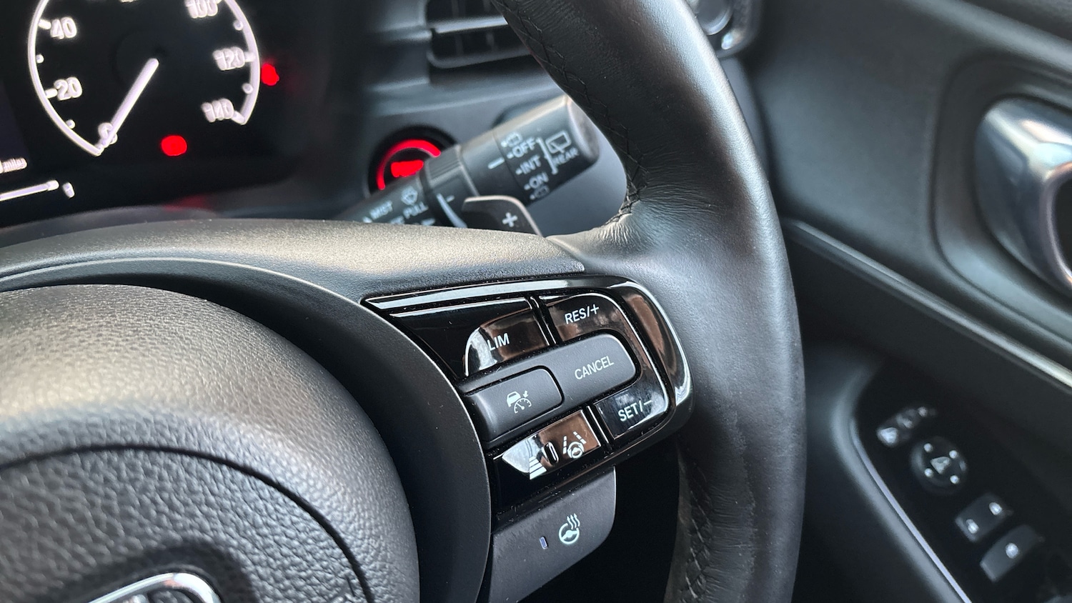 Used Honda HR-V 2023 for sale - 76719183: Photo 15