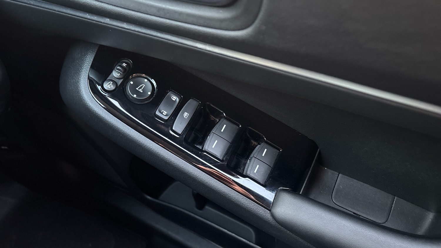 Used Honda HR-V 2023 for sale - 76719183: Photo 18