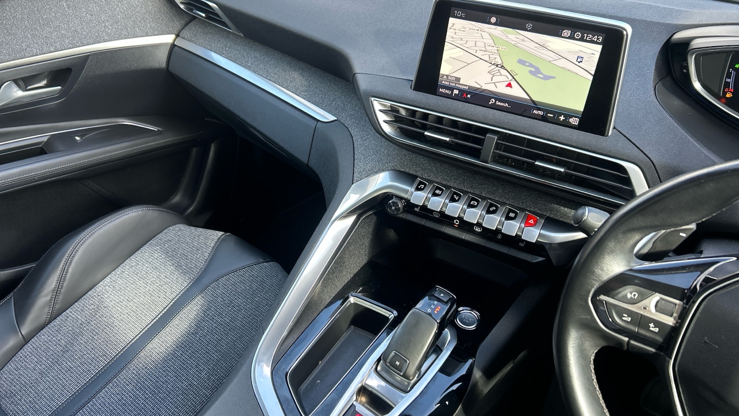 Used Peugeot 3008 2017 for sale - 77883874: Photo 14