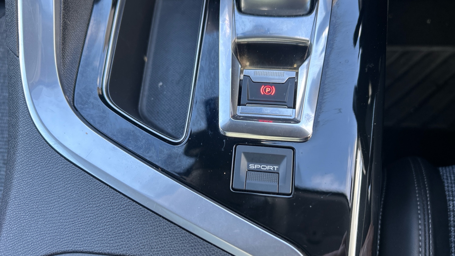 Used Peugeot 3008 2017 for sale - 77883874: Photo 25